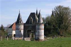 dampierre-st-nicolas-entree-chateau