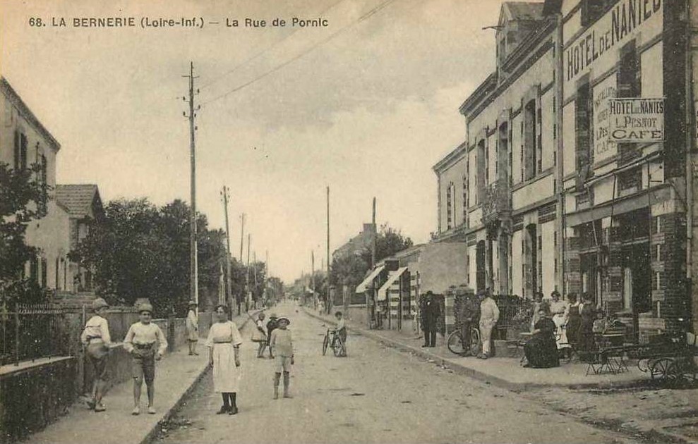 La Bernerie - La rue de Pornic - Loire-Atlantique