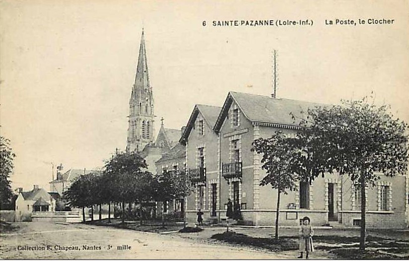Sainte-Pazanne - La Poste, Le Clocher - Loire-Atlantique