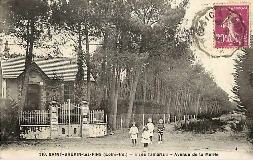 Saint-Br�vin -Villa <i>les Tamaris</i> - Avenue de la Mairie - Loire-Atlantique