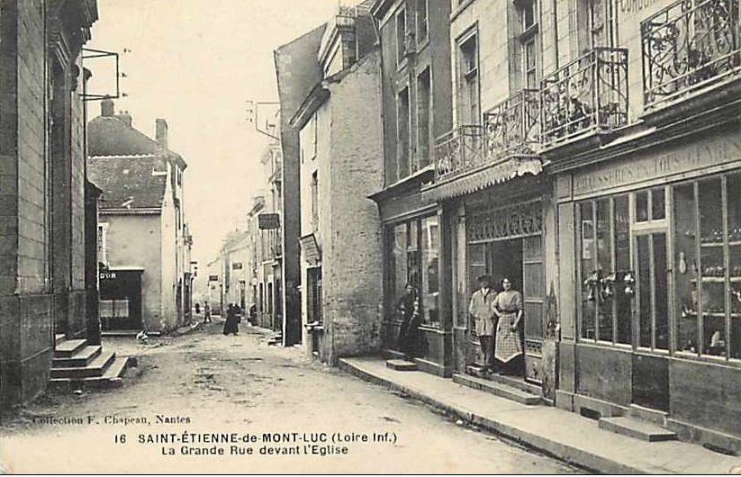 Saint-Étienne-de-Mont-Luc - Grande Rue - Loire-Atlantique
