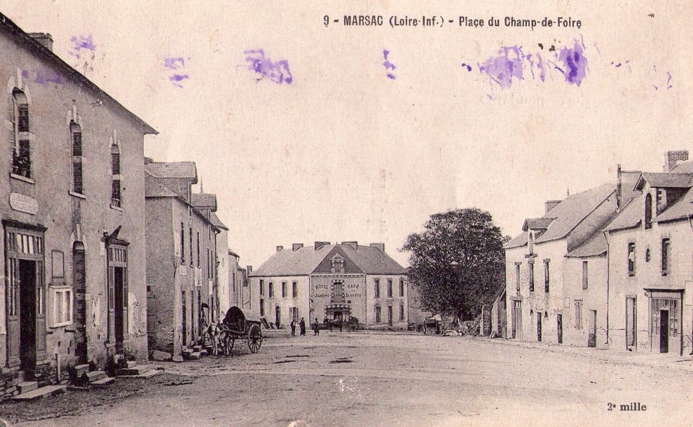 Marsac - Place du Champ-de-Foire - Loire-Atlantique