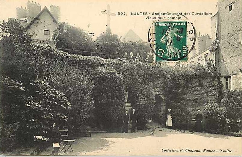 Nantes - Ancien Couvent des Cordeliers - Vieux mur romain  - Loire-Atlantique