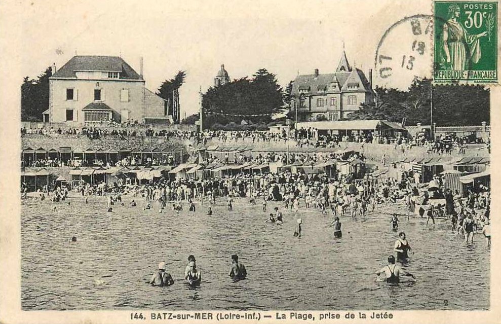 Batz-sur-Mer - La Plage, prise de la Jet�e - Loire-Atlantique