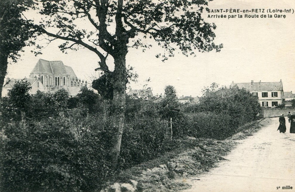 Saint-Père-en-Retz - Arrivée par la route de la Gare - Loire-Atlantique