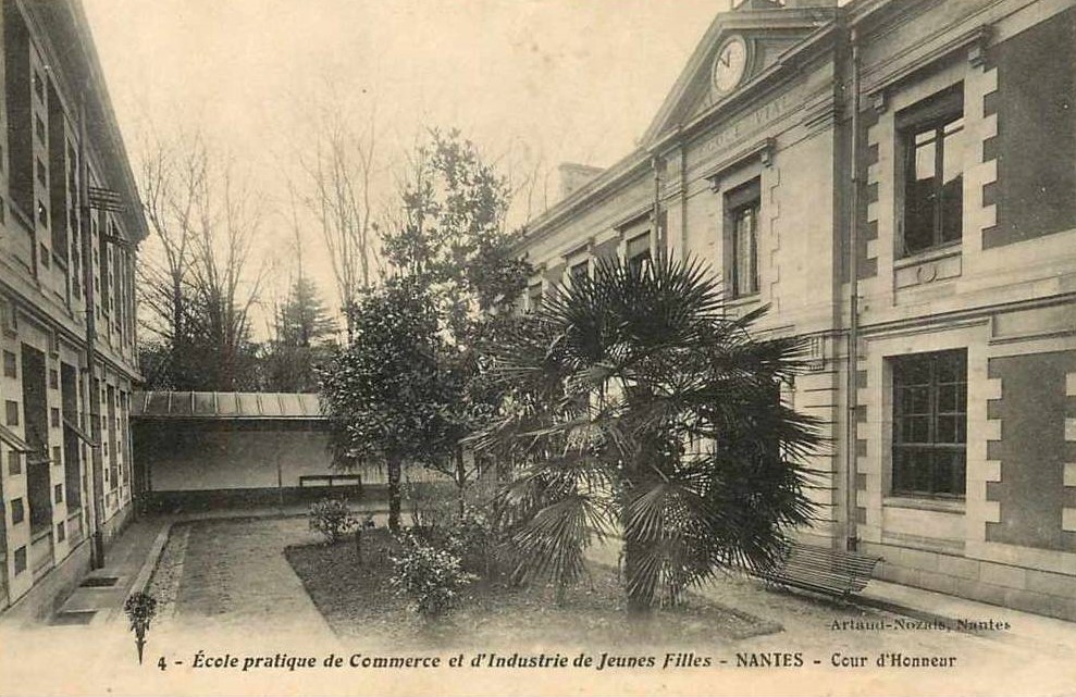 Nantes - �cole de Commerce et d�industrie - Loire-Atlantique