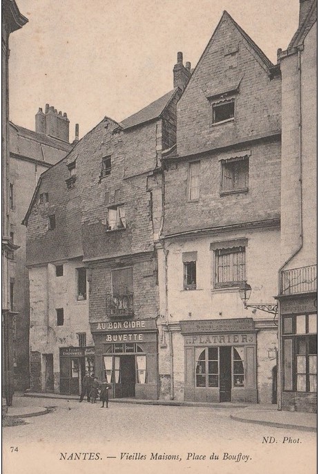 Nantes - Vieilles Maisons, Place du Bouffoy  - Loire-Atlantique