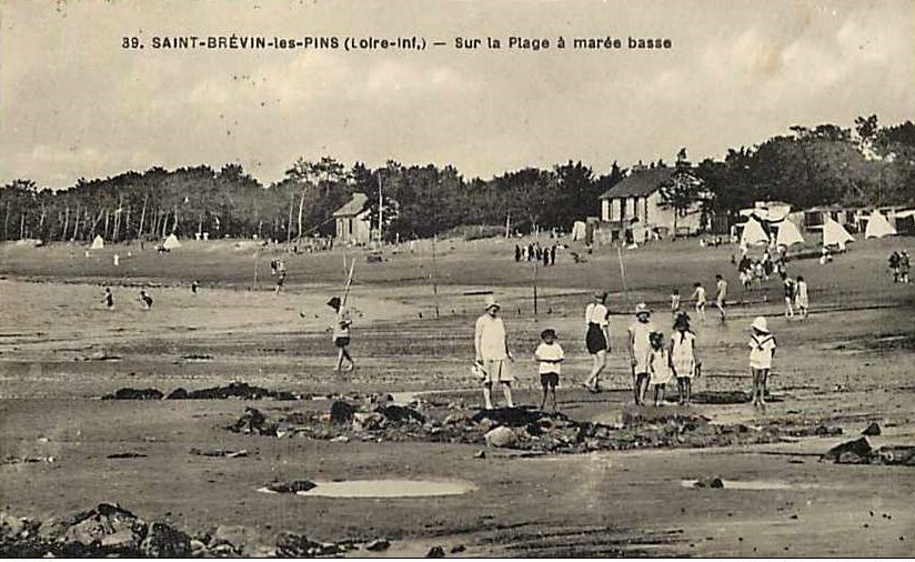 Saint-Br�vin-les-Pins - sur la Plage � Mar�e basse - Loire-Atlantique
