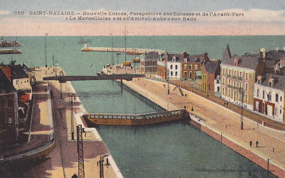 Saint-Nazaire - Nouvelle Entr�e - Perspective des �cluses et de l