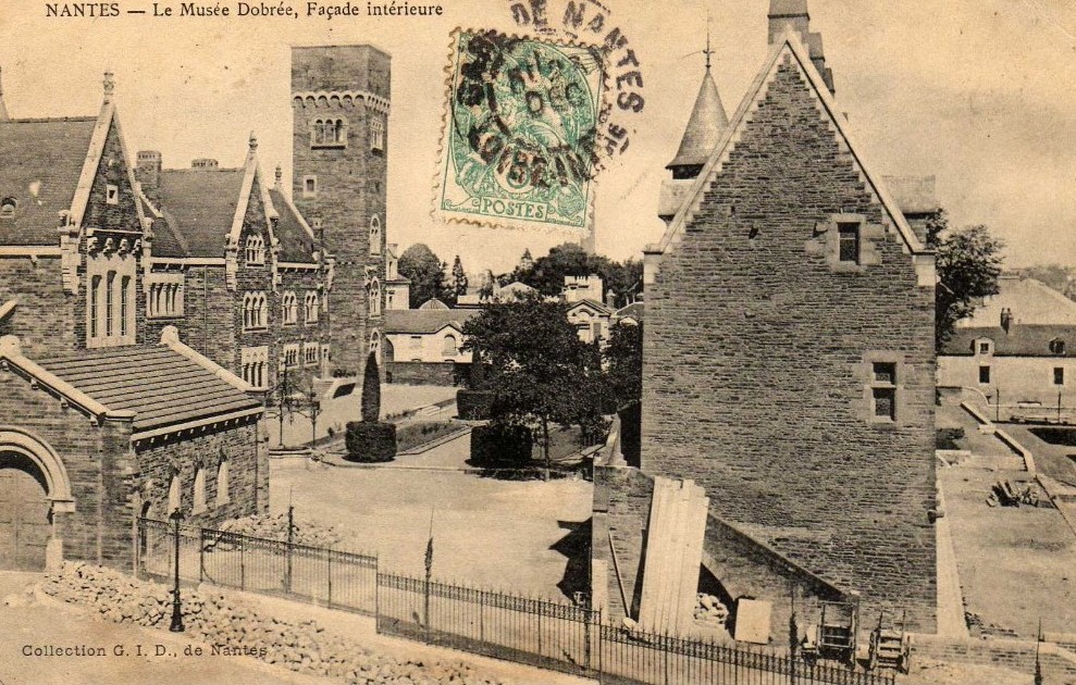 Nantes - Le Mus�e Dobr�e - Fa�ade Int�rieure - Loire-Atlantique