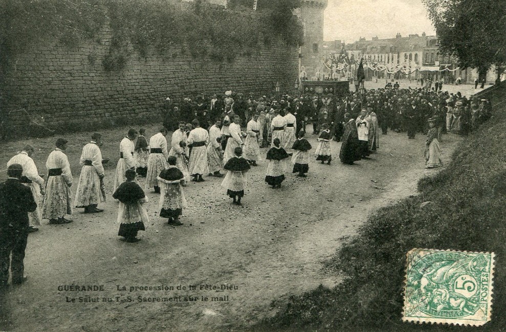 Gu�rande - Procession de la F�te-Dieu - Loire-Atlantique