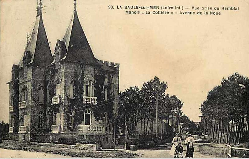 La Baule-sur-Mer - Manoir <i>La Cottière</i> -Avenue de la Noue - Loire-Atlantique