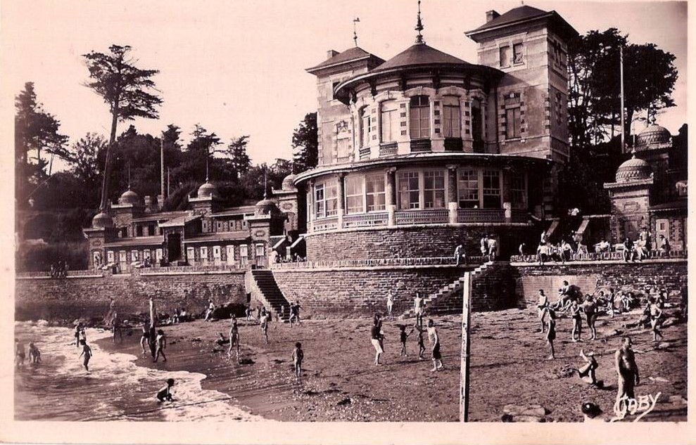Pornic - Le Casino de La Source  - Loire-Atlantique