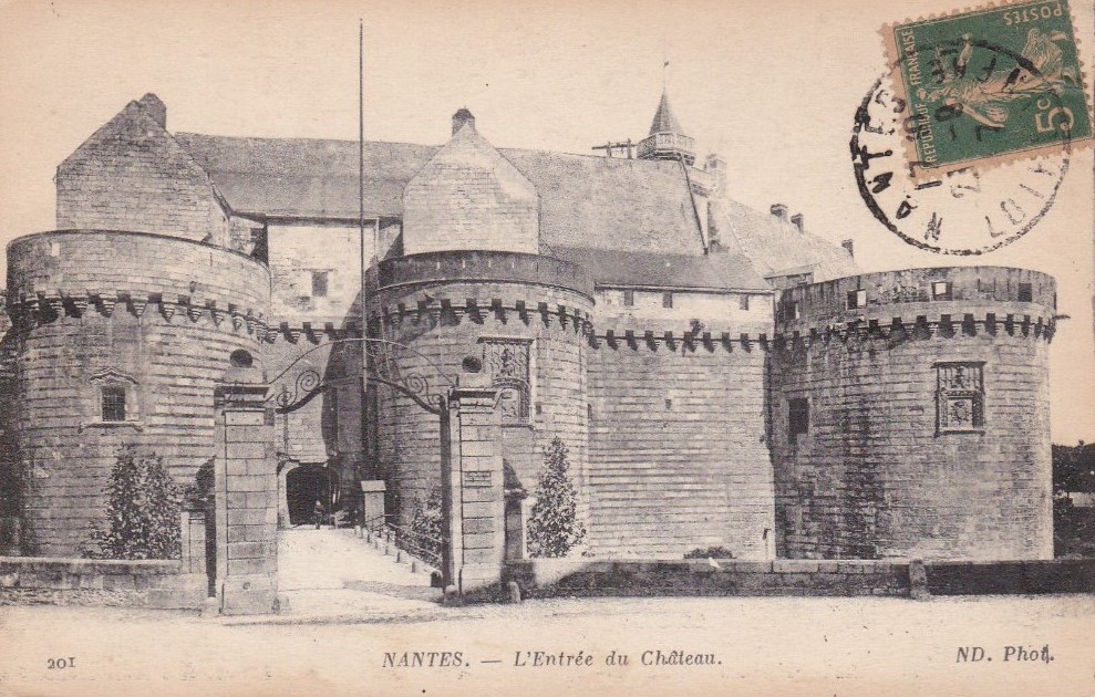 Nantes - Entr�e du Ch�teau - Loire-Atlantique