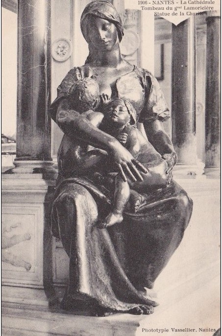 Nantes - La Cath�drale Saint-Pierre - Tombeau du g�n�ral Lamorici�re - Statue de la charit� - Loire-Atlantique