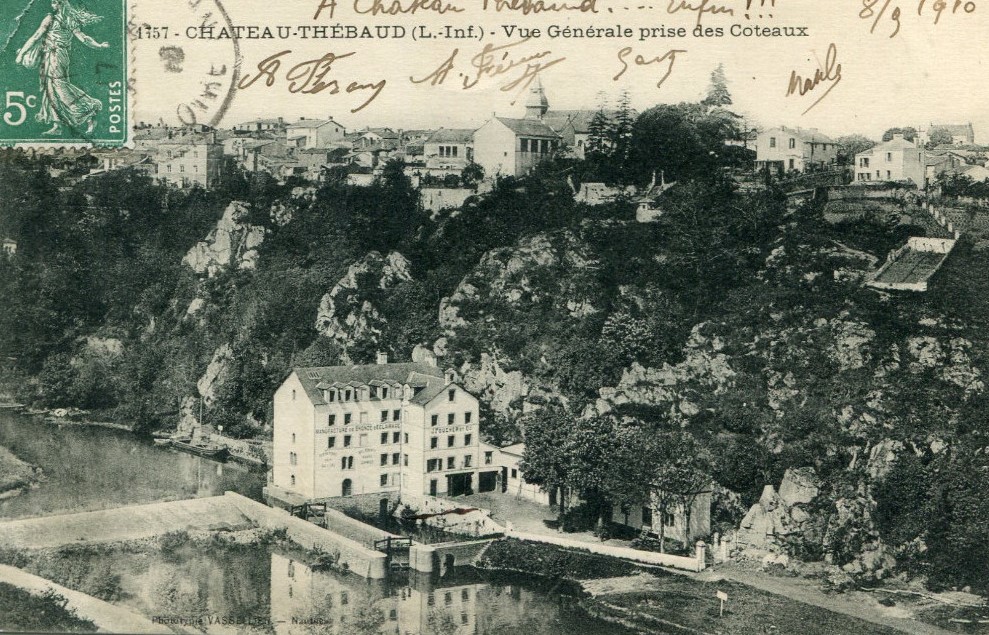Château-Thébaud - Vue Générale prise des Côteaux - Loire-Atlantique