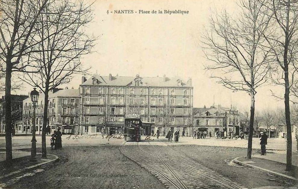 Nantes - Place de la R�publique - Loire-Atlantique