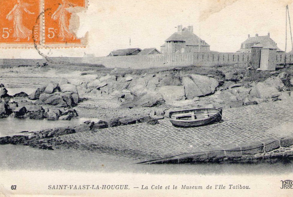 Saint-Vaast-la-Hougue - La cale et museum de l
