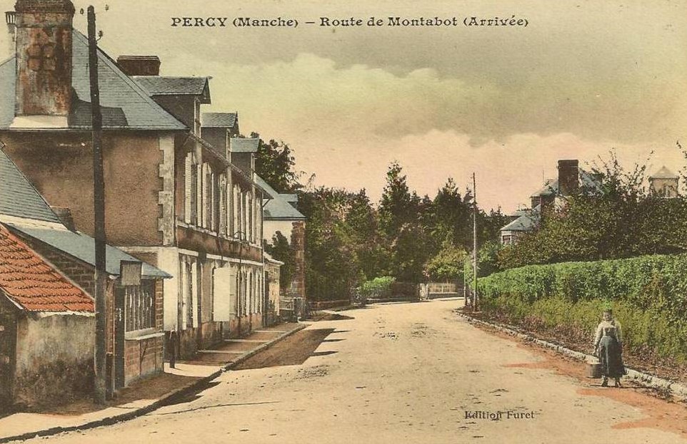 PERCY - Route de Montabot (Arrivée) - Manche (50) - Normandie