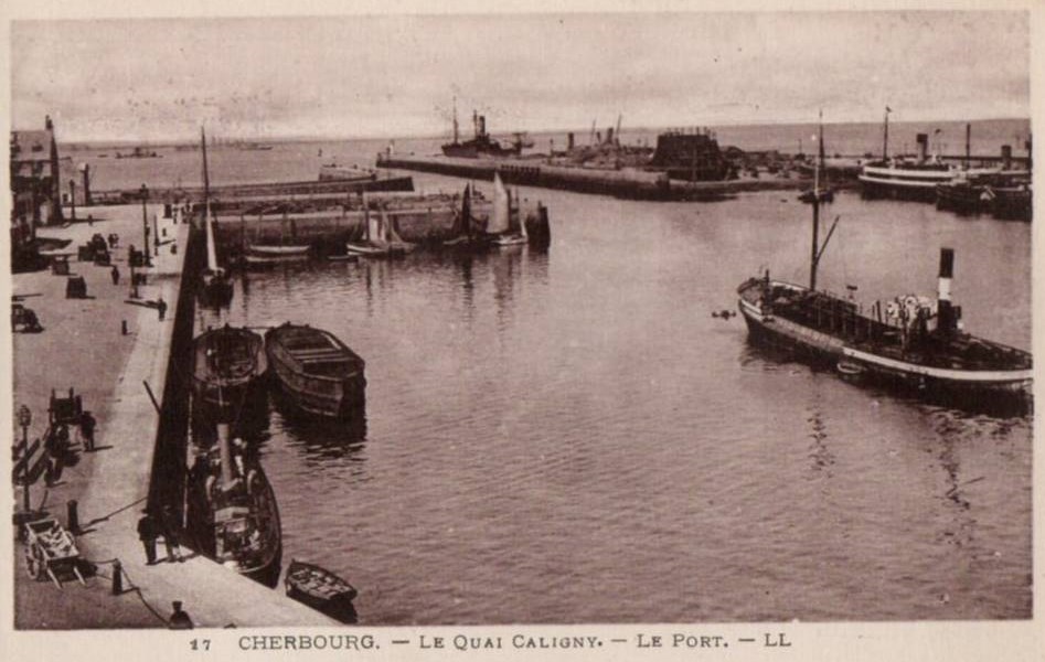 Cherbourg - Le Quai Caligny - Le Port - Manche (50) - Normandie