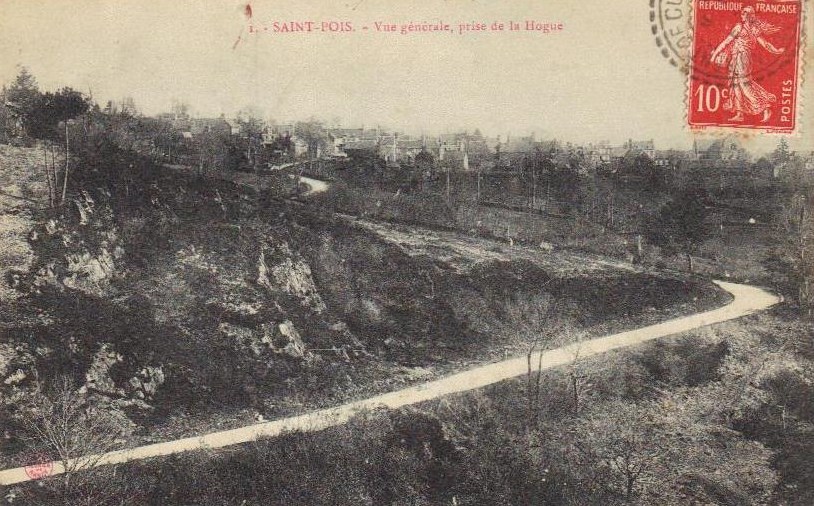 Saint-Pois - Vue Générale prise de La Hogue - Manche (50) - Normandie