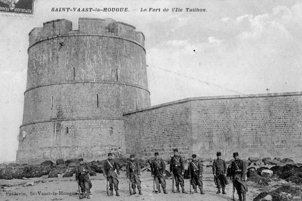 Saint-Vaast-la-Hougue - Le Fort de l