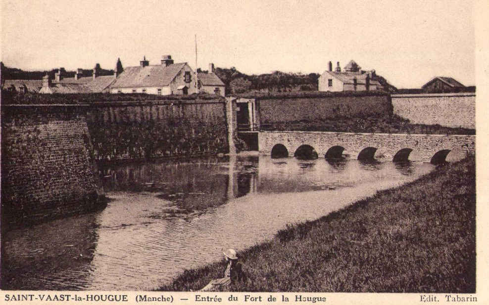 Saint-Vaast-la-Hougue - Entrée du Fort de la Hougue - Manche (50) - Normandie