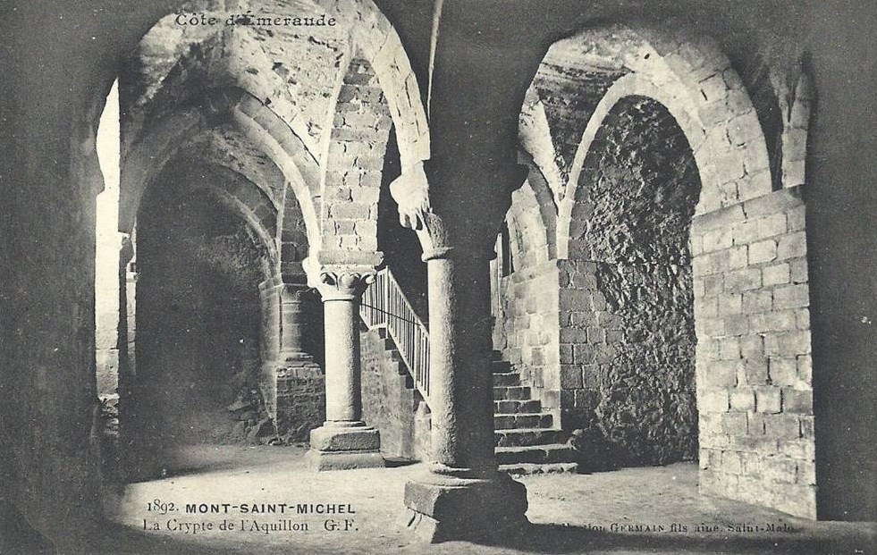 MONT SAINT-MICHEL - La crypte de l