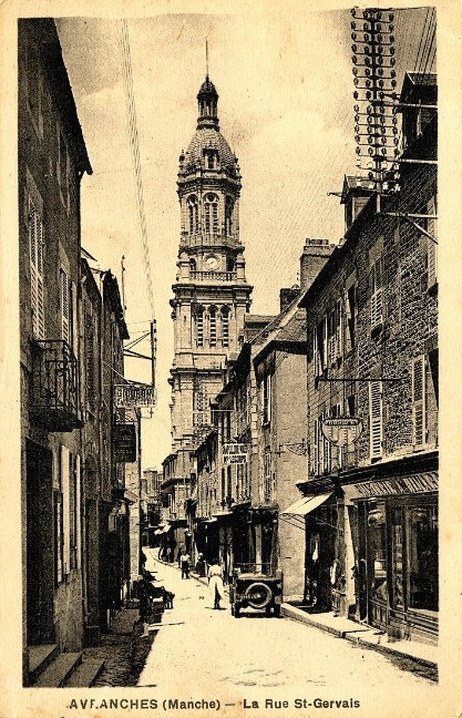 Avranches - La rue St-Gervais - Manche (50) - Normandie