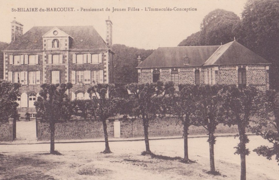 Saint-Hilaire-du-Harcouët - PENSIONNAT DE JEUNE FILLE  - Manche (50) - Normandie
