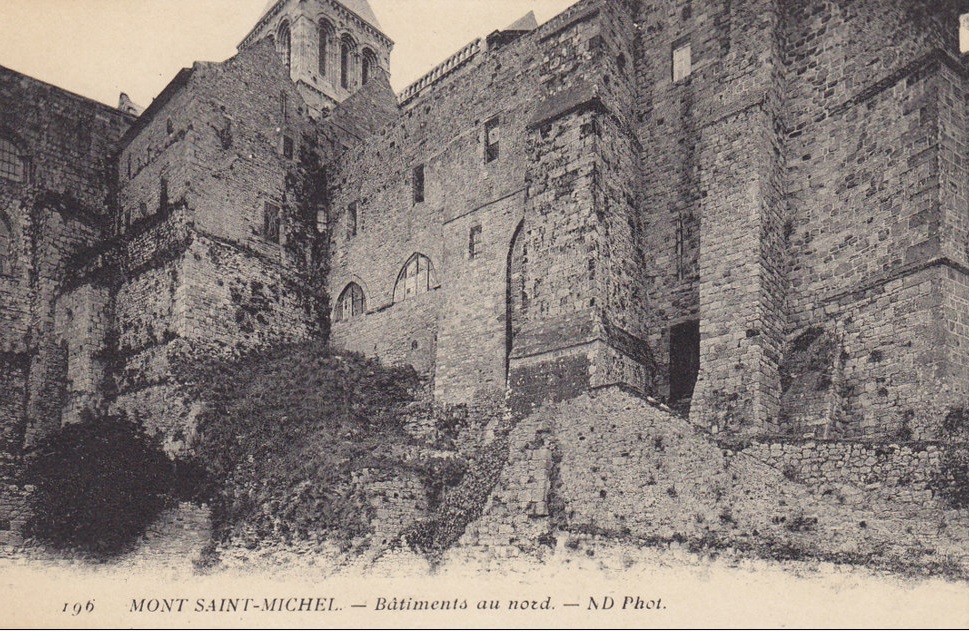 MONT SAINT-MICHEL -Bâtiments au Nord - Manche (50) - Normandie