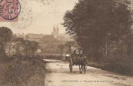Coutances - Vue prise de la route d