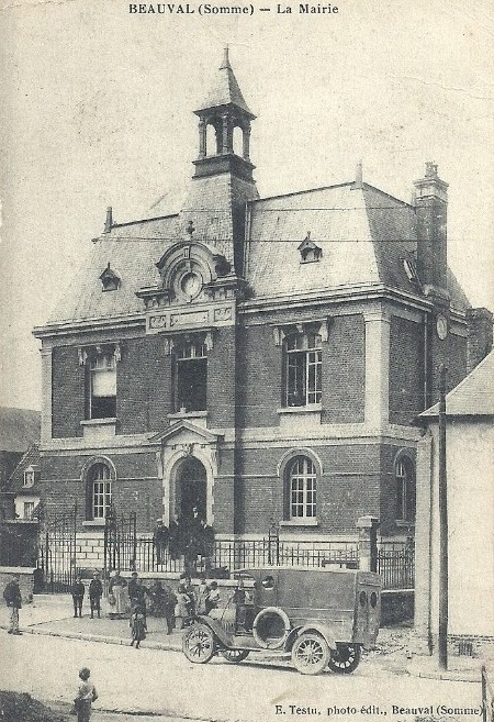 BEAUVAL : La Mairie 