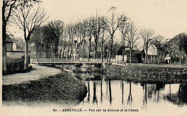 ABBEVILLE : Vue sur la Somme et le Canal. 