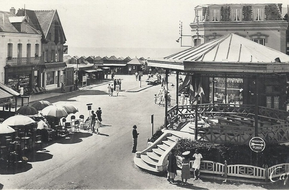 CAYEUX-SUR-MER : L'entr�e de La Plage