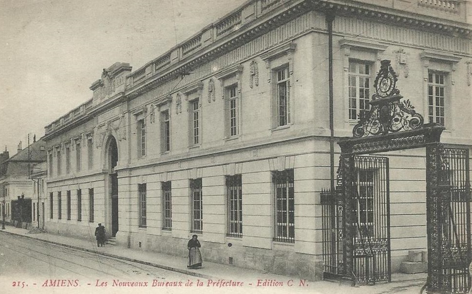 AMIENS : Les Nouveaux Bureaux de la Prefecture