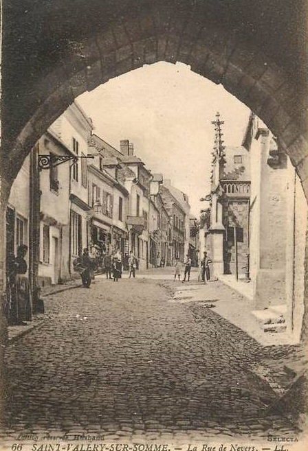 SAINT-VAL�RY-SUR-SOMME : La Rue de Nevers