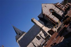 L\'église Saint-Valéry et le monuments aux morts - Anneville-sur-Scie