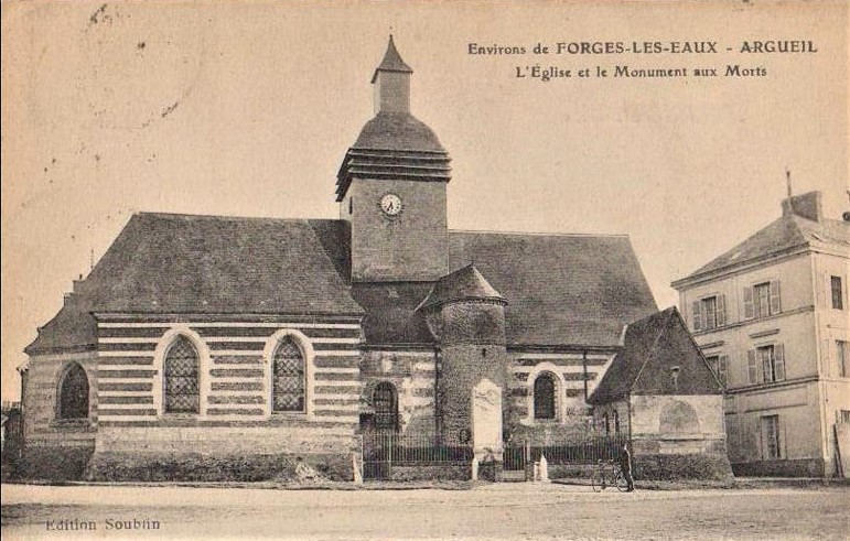argueil-eglise-monument-morts
