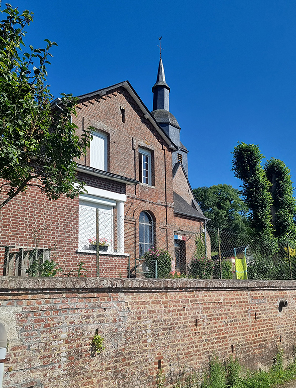 La mairie d'Aubermesnil-aux-Érables