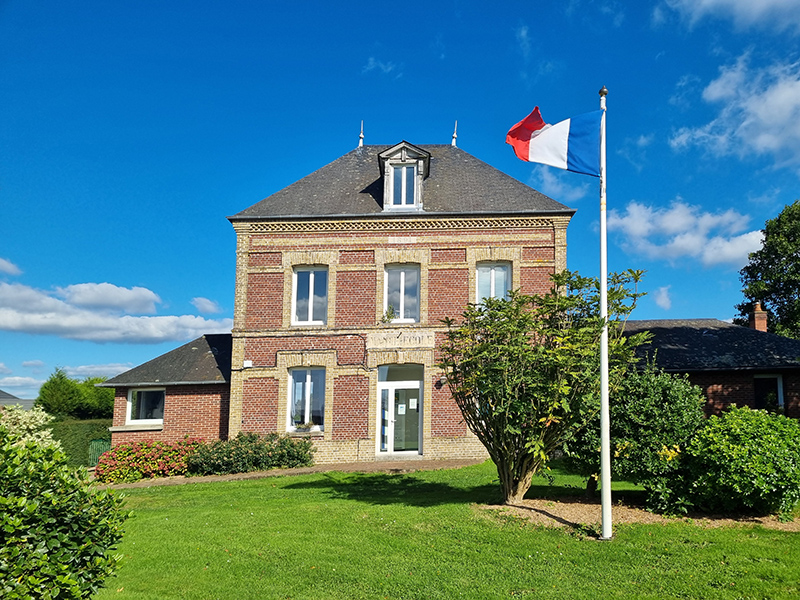 La mairie d'Aubermesnil-Beaumais