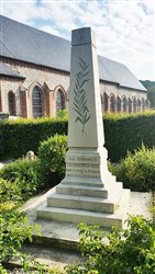 Le Monument aux Morts - Auzouville-sur-Saâne