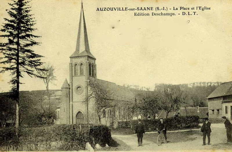 auzouville-sur-saane-place-eglise