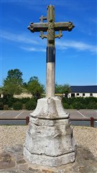 Croix de cimetière - Bertreville