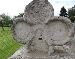 beuzevillette-croix-pierre