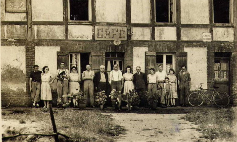 bracquetuit-cafe-epicerie