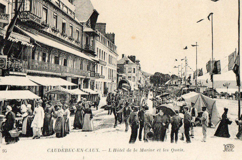 L'Hôtel de la Marine et les Quais