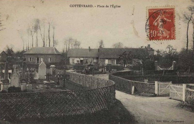 cottevrard-place-eglise