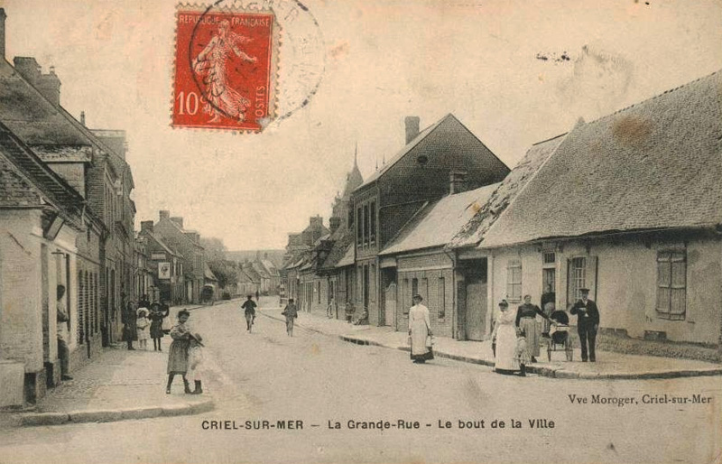 criel-sur-mer-grande-rue