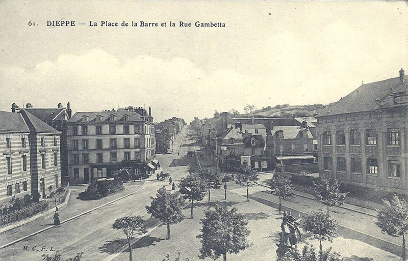 La Place de la Barre et la Rue Gambetta